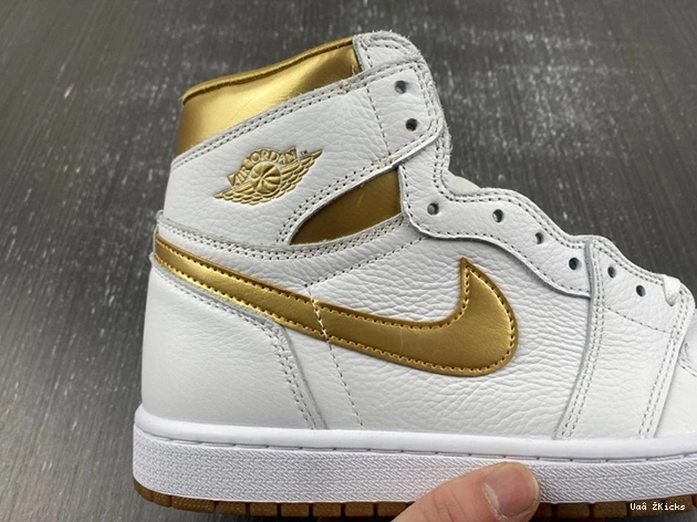 1 Jordan FD2596-107 High Retro Metallic Cozy  58 (Women's) Gold OG 1020